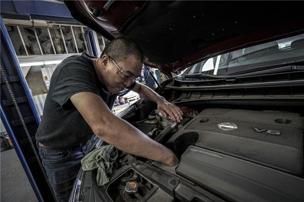 解公解梦 梦见车被砸了的各种预示，你知道吗？